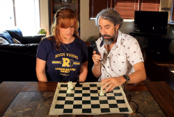 Kuinka voittaa shakissa, jossa on vain kuningas, lähetti ja ratsu.